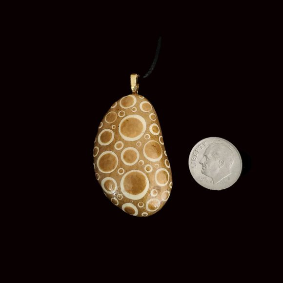 Hand Painted Dot Art Pendant. Gold and Ivory - Picture 5 of 11